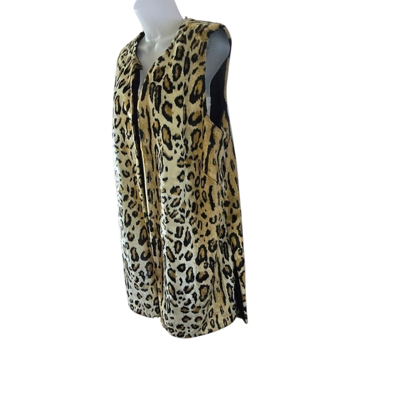 Chico's Leopard Print Vest - Picture 6 of 9